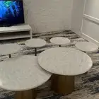 طاولتين كبيرة شبيه رخام واربع طاولات خدمة