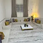 كنب ارضي وموكيت وستاره شبه جديد للبيع