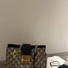 شنطة قوتشي اصلي