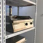 للبيع غريل وطاولات استيل