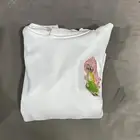 تطريز بلوفراتنا غير   .