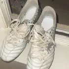 للبيع بوت مازينو 43 وبوت اديداس 44 الصامل مانختلف معه