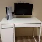 طاوله مكتب   قيمنق من ايكيا