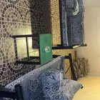 كراسي جلسات خارجية العدد خمس شبه جديده نوع حديد