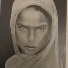 رسامة رسم يدوي بورتريه ب100 ريال