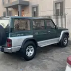 نيسان بترول مديل 1990