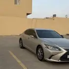 لكزس ES250 2019