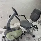 جهاز (دراجه) شبه جديد استخدام قليل