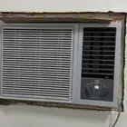 مكيف شباك كلاس برو طن ونص بارد وحار