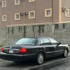 فورد قراندماركيز 2009 لارج اسود