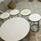 طاولات للبيع