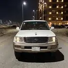 تويوتا لاندكروزر VXR 2002 قير عادي اساس