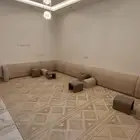 مساند وفرشه بيج جديده وطاوله تلفاز