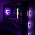 Pc قيمنق للبيع