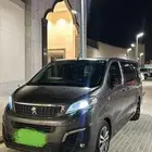 للبيع بيجو 2018