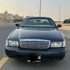 فورد كروان فكتوريا 2002