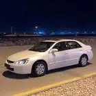 للبيع هوندا اكورد 2005
