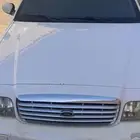 فورد فكتوريا 2011 ابيض