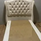 سرير نفر و نص و تسريحه مع كرسيها كلهن على السوم