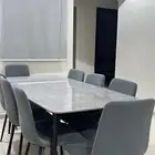 طاولة طعام