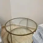 طاولة ومراية
