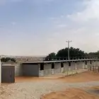 يوجد ايجار اسطبل يومي وإيواء خيل غرف وبواديك