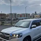 لاندكروزر 2020 للبيع