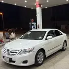 كامري 2011 للبيع او البدل ب غماره