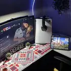 للبيع البلاستيشن نسخة ديجتال والشاشه بعد للبيع 27 انش