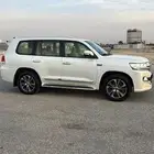 لاندكروزر 2017