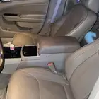 للبيع داخلية كرايزلر نظيفة جدا 99