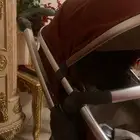 عربة أطفال نظيفه وفخمه
