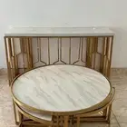 طاوله ومدخل نظيفيين للبيع