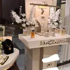 ستاند ملكه او شبكه فاخر