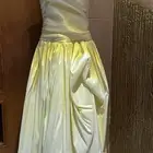 فستان استعمال واحد نظيف