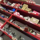 اي احد محتاج قطع