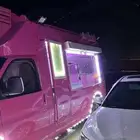 سيارة اسكريم فان موديل 2010 للتواصل