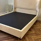 سرير في حالة ممتازة