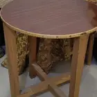 طاولات وسجادات وكراسي