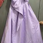 فستان مقاس M لبسه وحده