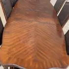 طاولة طعام