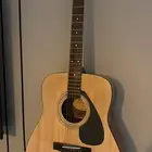 للبيع قيتار YAMAHA F310