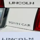 كتابة احرف شنطة لينكون تاون كار 2011