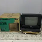 تلفزيون قديم SHARP مقاس صغير من نوع CRT جديد مع الكرتون