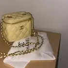 ميني شانيل للبيع