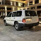 لاندكروزر 2001