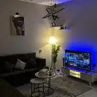 شقة ثلاث غرف وصالة جديدة في شهار بدخول ذكي