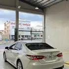 كامري 2019 ابيض لؤلؤي