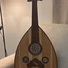 عود موسيقي للبيع