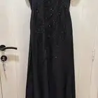 فستان للبيع